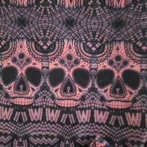 Onzie Leggings Women’s Full Length Graphic Skulls Witchy Whimsigoth Grunge